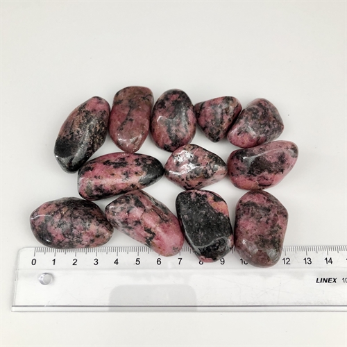 Rhodonit 3,5-5 cm